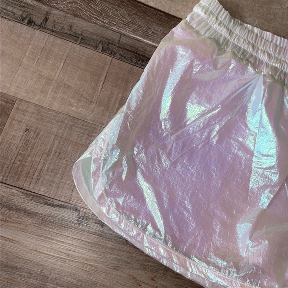 ALALA Etoile Iridescent Opal High Rise Running Athletic Shorts NEW Small - Picture 4 of 7